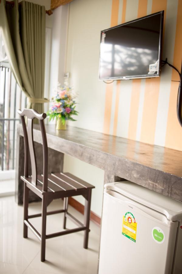 Vatchara Northgate Hotel Nakhon Sawan Zewnętrze zdjęcie